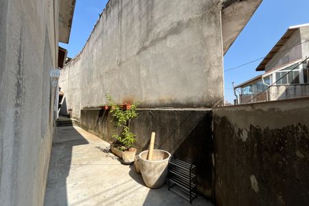 Casa à venda com 134m², 2 quartos e sem vagaQuintal