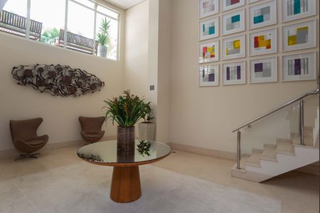 Apartamento à venda com 366m², 4 quartos e 5 vagasÁrea Comum - Hall Social