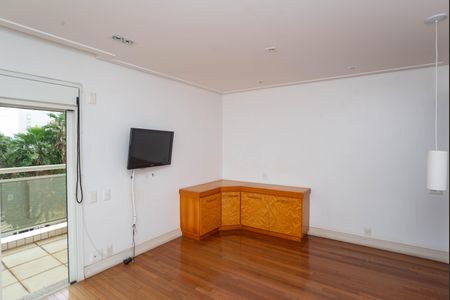 Apartamento à venda com 366m², 4 quartos e 5 vagasQuarto 3 Suíte Master