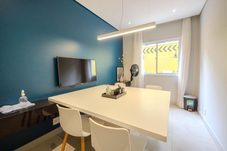 Apartamento à venda com 28m², 1 quarto e sem vagaÁrea comum