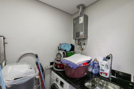 Casa de condomínio à venda com 100m², 3 quartos e 2 vagas Casa de condomínio à venda com 100m², 3 quartos e 2 vagasÁrea de Serviço