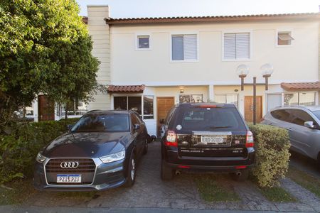 Casa de condomínio à venda com 100m², 3 quartos e 2 vagas Casa de condomínio à venda com 100m², 3 quartos e 2 vagasGaragem