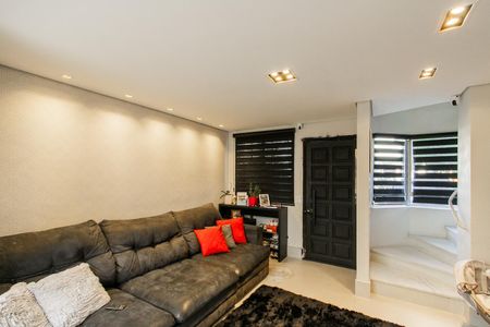 Casa de condomínio à venda com 100m², 3 quartos e 2 vagas Casa de condomínio à venda com 100m², 3 quartos e 2 vagasSala