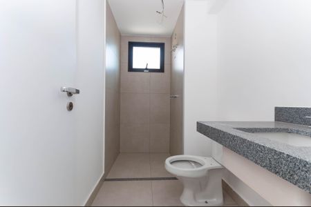 Apartamento à venda com 185m², 4 quartos e 2 vagas Apartamento à venda com 185m², 4 quartos e 2 vagasBanheiro da Suíte 4