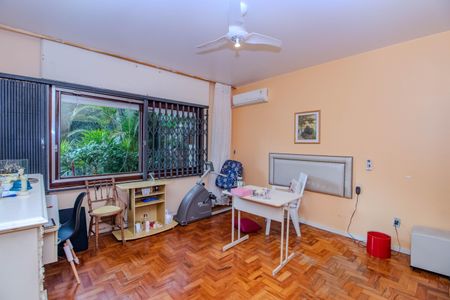 Casa para alugar com 190m², 3 quartos e 3 vagasSuíte