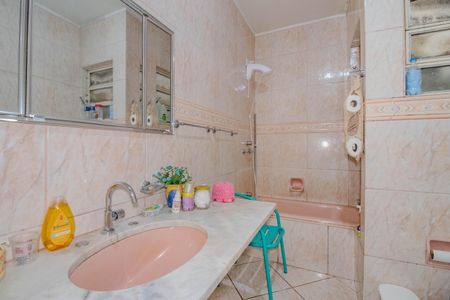 Casa para alugar com 190m², 3 quartos e 3 vagasBanheiro da Suíte