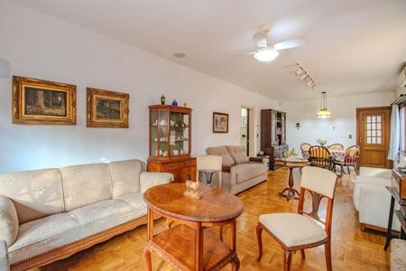 Casa para alugar com 190m², 3 quartos e 3 vagasSala