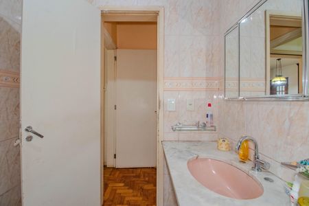 Casa para alugar com 190m², 3 quartos e 3 vagasBanheiro da Suíte