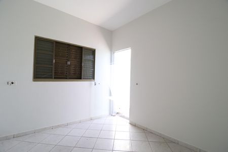 Sala de casa para alugar com 2 quartos, 75m² em Santa Mônica, Uberlândia