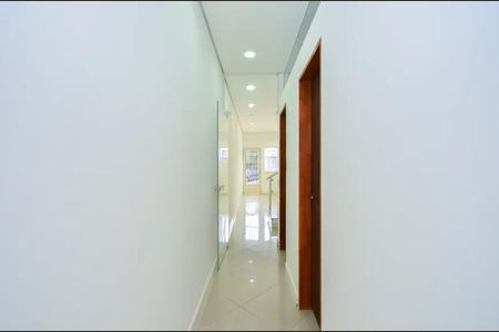 Casa à venda com 60m², 2 quartos e 1 vaga