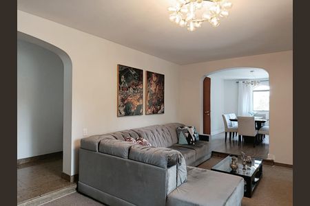 Sala de apartamento à venda com 4 quartos, 224m² em Vila Madalena, São Paulo