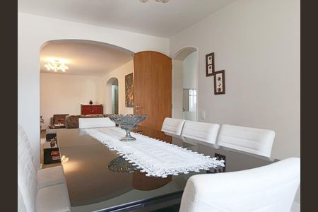 Apartamento à venda com 224m², 4 quartos e 3 vagasSala de Jantar