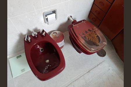 Apartamento à venda com 224m², 4 quartos e 3 vagasBanheiro da Suíte 4