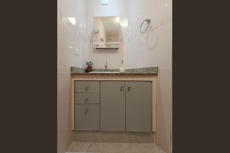 Apartamento à venda com 224m², 4 quartos e 3 vagasBanheiro da Suíte 3