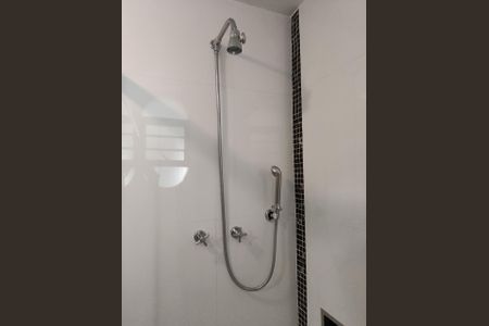 Apartamento à venda com 224m², 4 quartos e 3 vagasBanheiro da Suíte 1