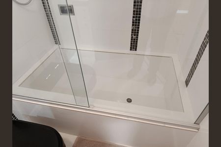 Apartamento à venda com 224m², 4 quartos e 3 vagasBanheiro da Suíte 1