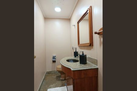 Apartamento à venda com 224m², 4 quartos e 3 vagasLavabo