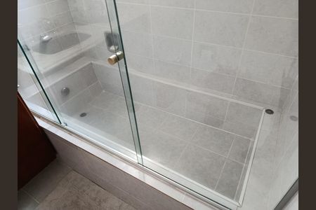 Apartamento à venda com 224m², 4 quartos e 3 vagasBanheiro da Suíte 4