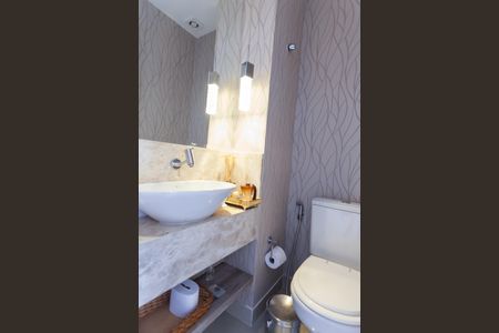 Apartamento à venda com 126m², 3 quartos e 3 vagas Apartamento à venda com 126m², 3 quartos e 3 vagasLavabo