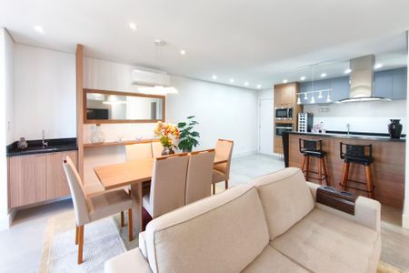 Apartamento à venda com 98m², 2 quartos e 2 vagas Apartamento à venda com 98m², 2 quartos e 2 vagasSala