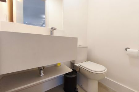 Apartamento à venda com 98m², 2 quartos e 2 vagas Apartamento à venda com 98m², 2 quartos e 2 vagasBanheiro Social