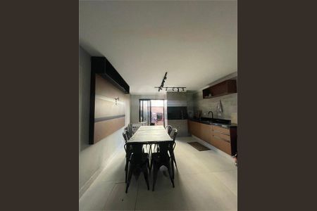 Casa à venda com 250m², 2 quartos e 3 vagas