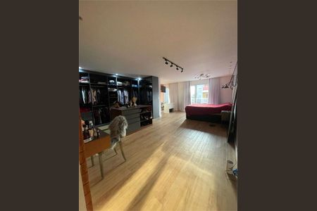 Casa à venda com 250m², 2 quartos e 3 vagas