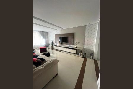Casa à venda com 250m², 2 quartos e 3 vagas