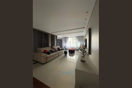 Casa à venda com 250m², 2 quartos e 3 vagas