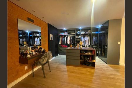 Casa à venda com 250m², 2 quartos e 3 vagas