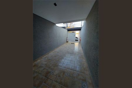 Casa à venda com 108m², 3 quartos e 2 vagas