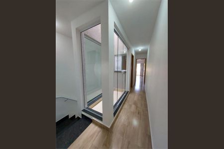 Casa à venda com 108m², 3 quartos e 2 vagas