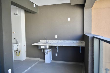 Apartamento à venda com 69m², 2 quartos e 1 vagaSacada