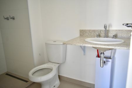 Apartamento à venda com 69m², 2 quartos e 1 vagaBanheiro da Suíte