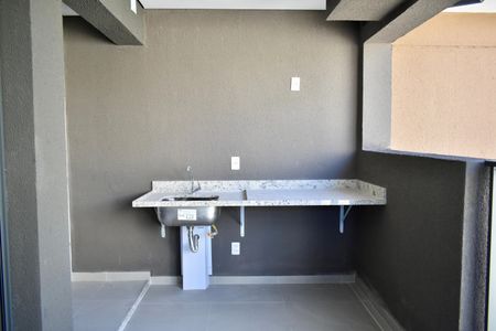 Sacada de apartamento à venda com 2 quartos, 69m² em Vila Clementino, São Paulo