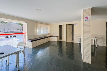 Apartamento à venda com 54m², 2 quartos e 1 vaga Apartamento à venda com 54m², 2 quartos e 1 vagaÁrea comum - Salão de festas