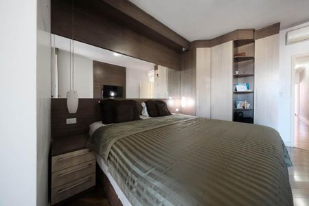 Casa à venda com 100m², 3 quartos e 2 vagasSuíte