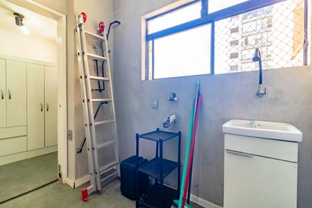 Apartamento para alugar com 107m², 3 quartos e 2 vagas Apartamento para alugar com 107m², 3 quartos e 2 vagasÁrea de Serviço