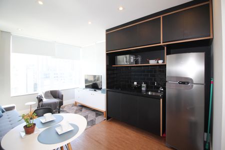 Studio para alugar com 30m², 1 quarto e 1 vaga Studio para alugar com 30m², 1 quarto e 1 vagaCozinha