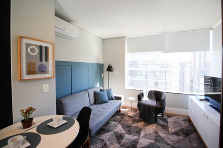 Sala de kitnet/studio para alugar com 1 quarto, 30m² em Vila Olímpia, São Paulo