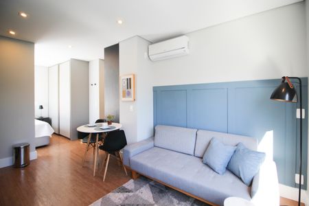 Sala de kitnet/studio para alugar com 1 quarto, 30m² em Vila Olímpia, São Paulo