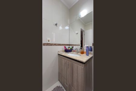 Casa à venda com 190m², 3 quartos e 3 vagas Casa à venda com 190m², 3 quartos e 3 vagasBanheiro da Suíte