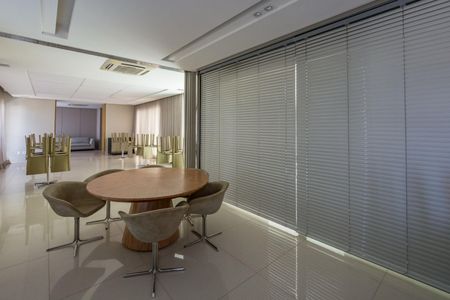 Apartamento à venda com 159m², 4 quartos e 3 vagasÁrea comum - Salão de Festas