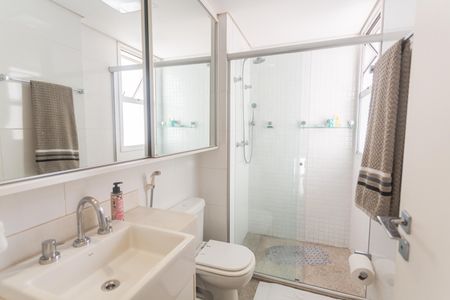 Apartamento à venda com 159m², 4 quartos e 3 vagasBanheiro da Suíte 2