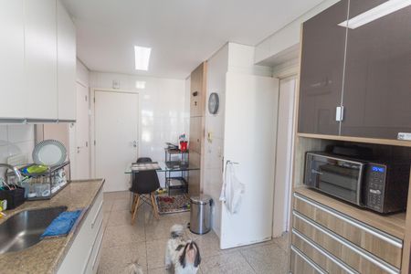 Apartamento à venda com 159m², 4 quartos e 3 vagasCozinha