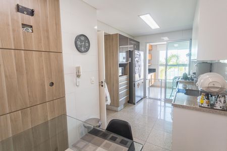 Apartamento à venda com 159m², 4 quartos e 3 vagasCozinha