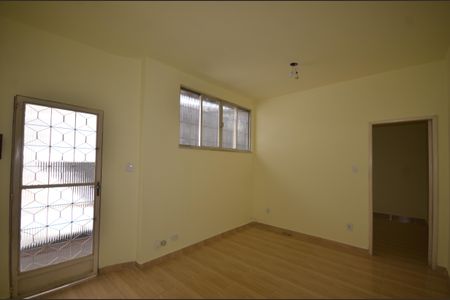 Casa para alugar com 45m², 2 quartos e 1 vagaSala