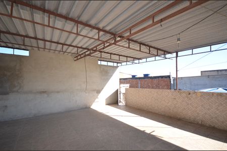 Casa para alugar com 45m², 2 quartos e 1 vagaTerraço