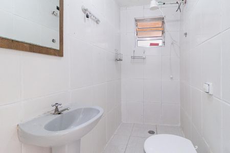 Casa à venda com 470m², 8 quartos e 2 vagas Casa à venda com 470m², 8 quartos e 2 vagasBanheiro Social 1