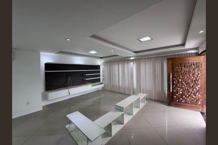 Apartamento à venda com 270m², 3 quartos e 2 vagasSala